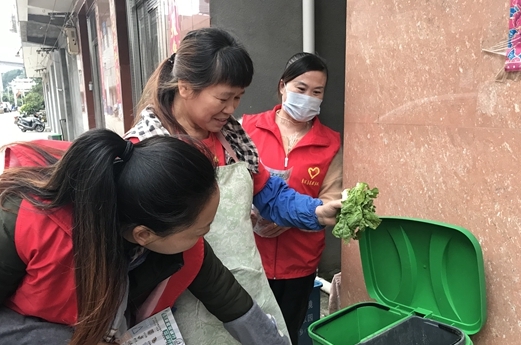 闽侯大坂村的媳妇们引领垃圾分类新风