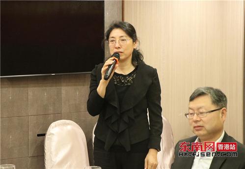 辽宁海外联谊会副会长王东秀代表研讨班学员发言.