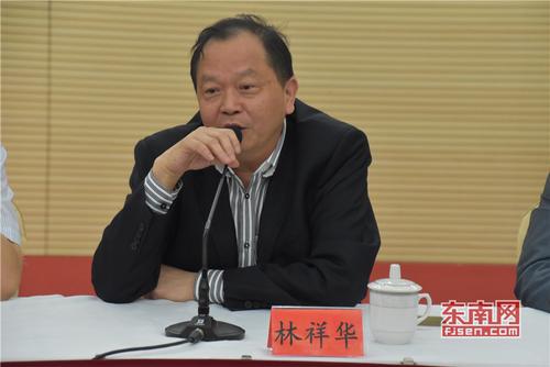 世界福州十邑同乡总会吴换炎总会长率团访问福建闽清县